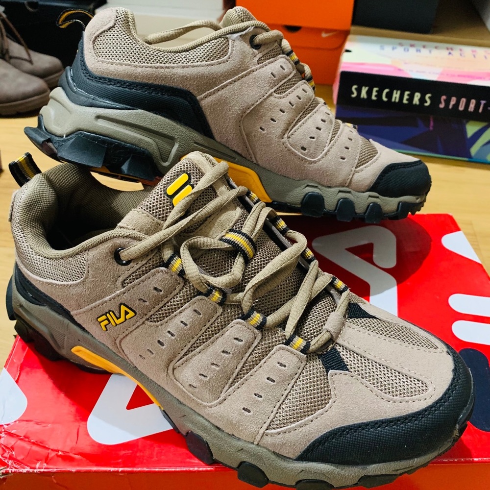 Fila (M)